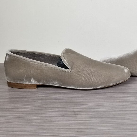 Vince Bray Loafer, Shell (Light Beige) Velvet, Womens Size 7 US / 37.5 - Picture 7 of 9